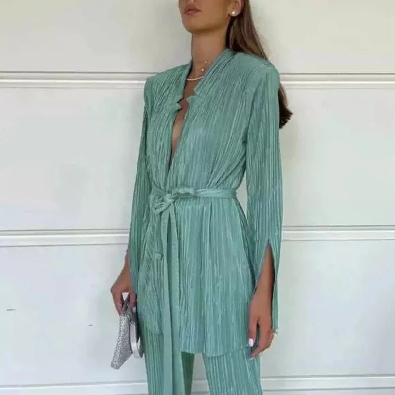 Clarie Pleated Flowy Suit