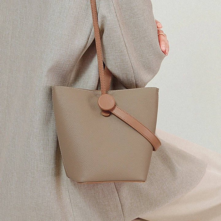 Itaca Genuine Leather Bucket Bag