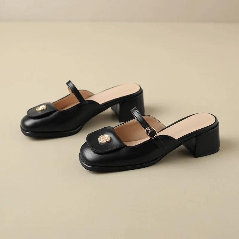 Loran Retro Round Toe Mule Pumps