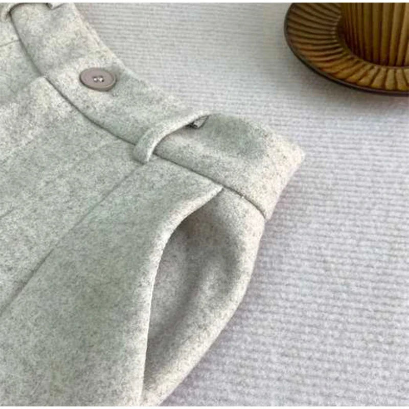 Chic Pleated Woolen Newsboy Pants