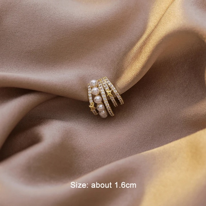 Single Pearl Link Ear Clip Earrings