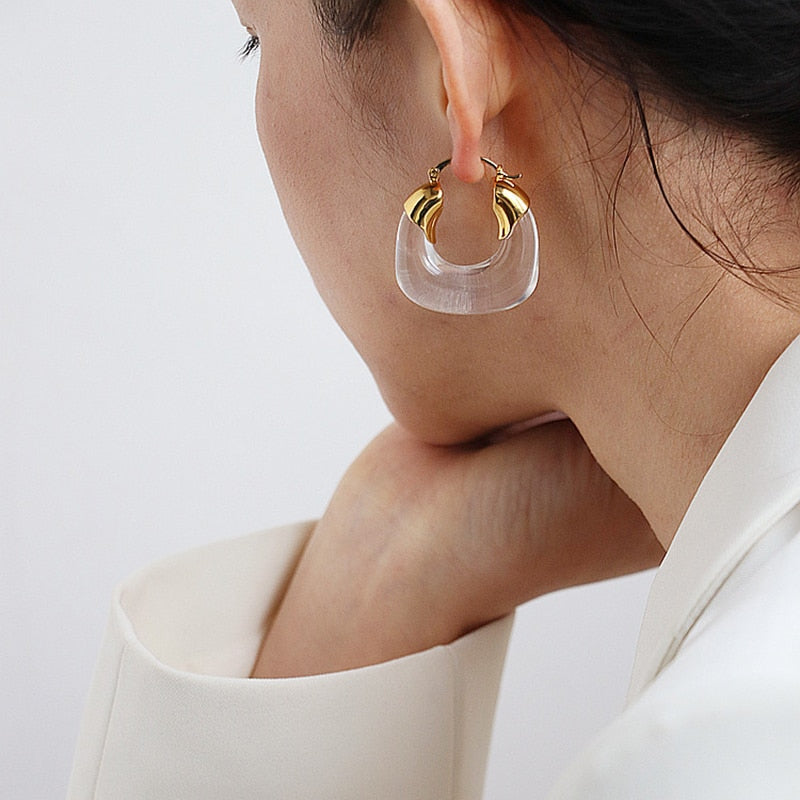 Sera Clear Resin Hoop Earrings