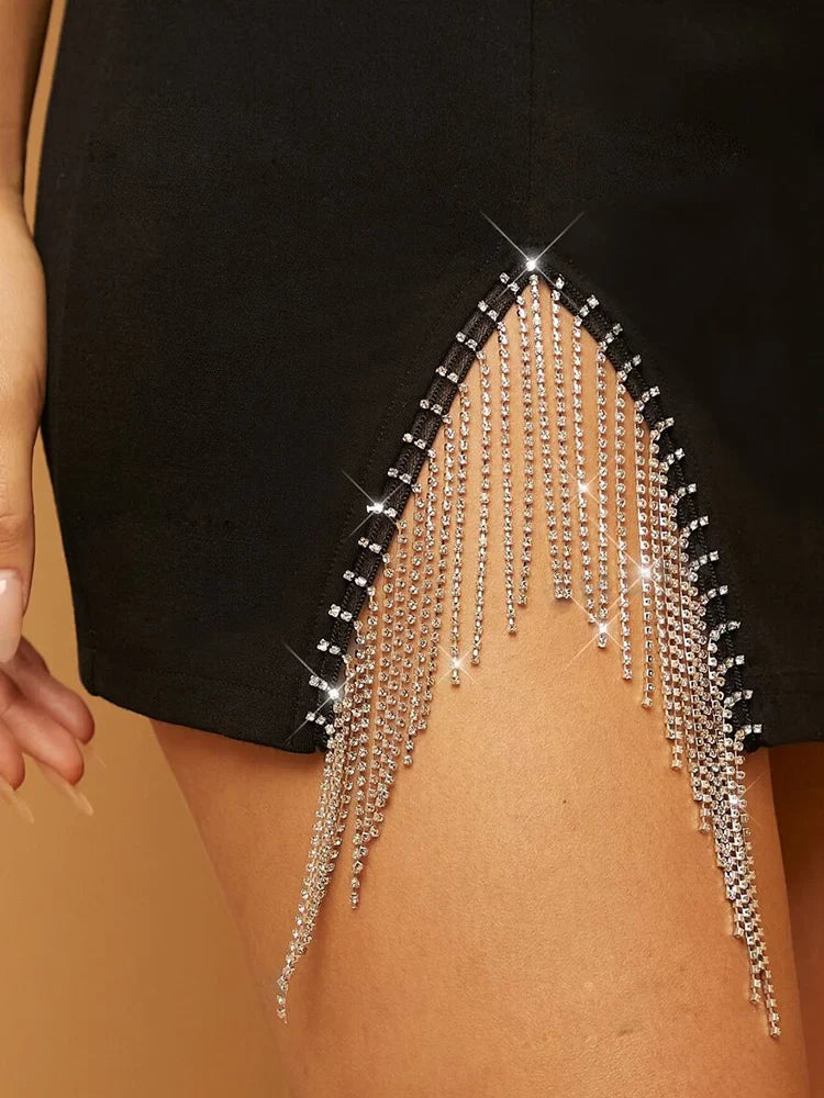 Black Y2K Chain Slim Fit High Waist Solid Color Patchwork Skirt