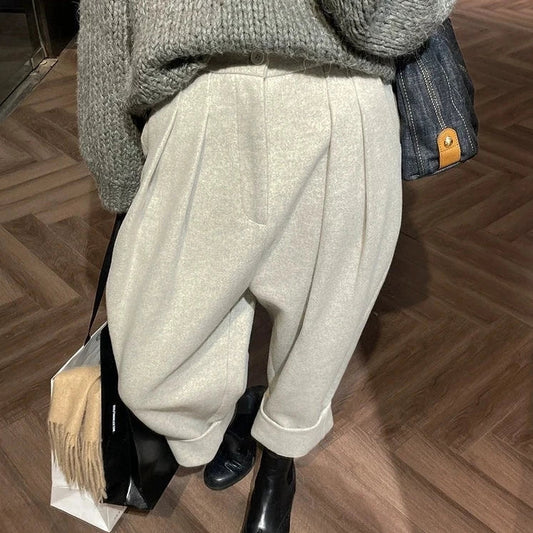 Chic Pleated Woolen Newsboy Pants