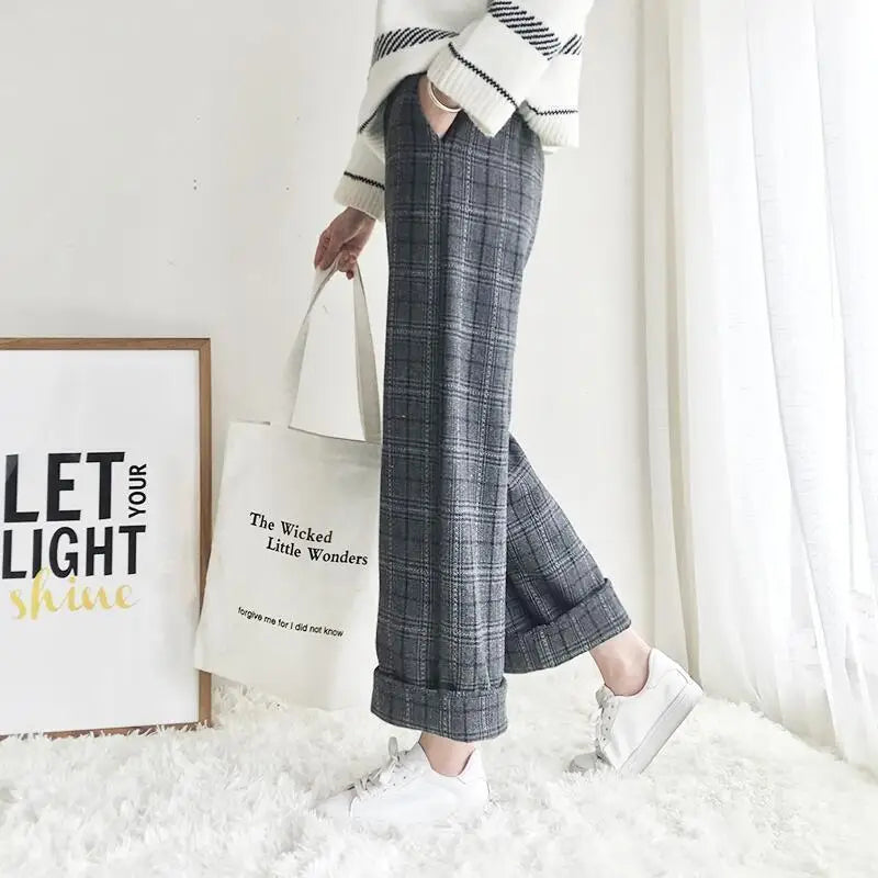 Jamie Woolen Plaid Cropped Pants