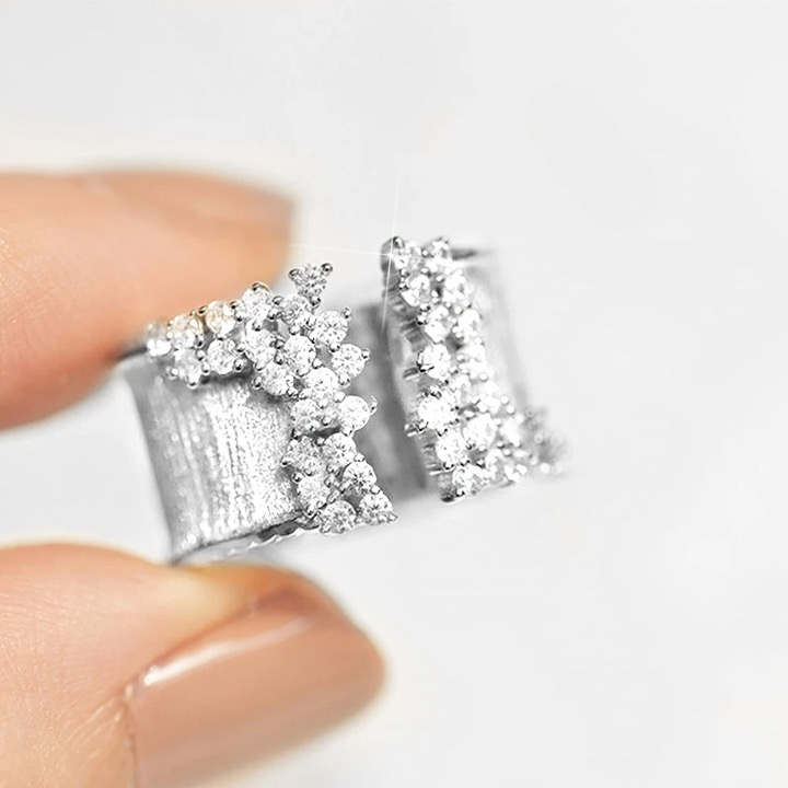 Luxe CZ Rhinestone Wrap Ring