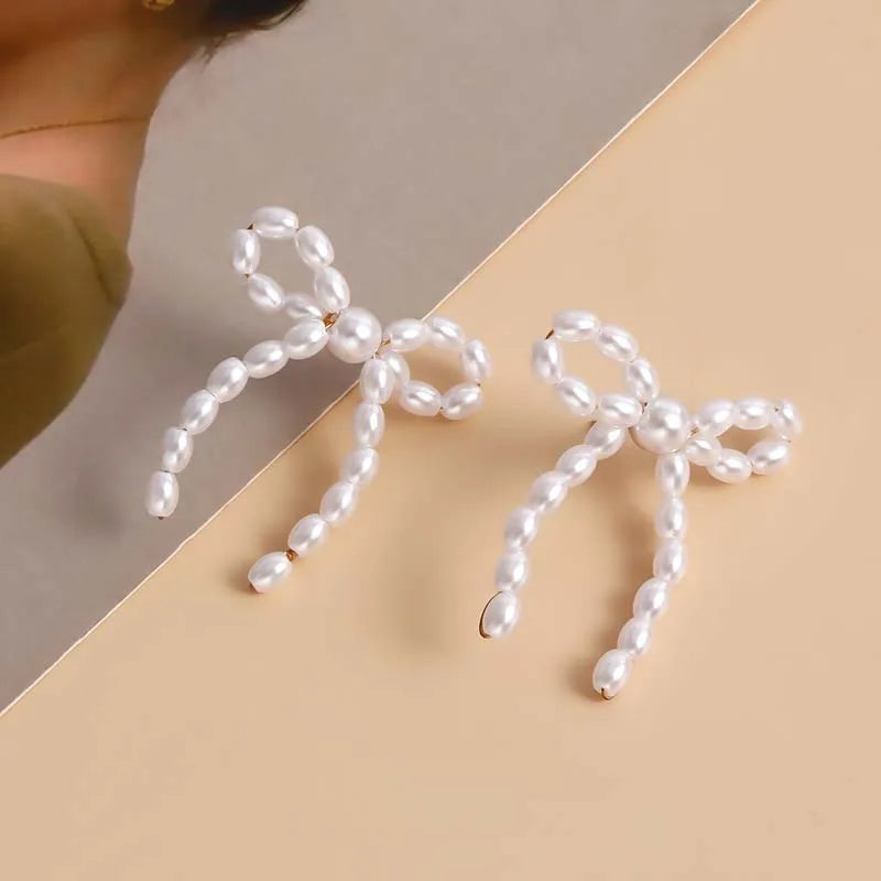 Wella Pearl Bowknot Stud Earrings