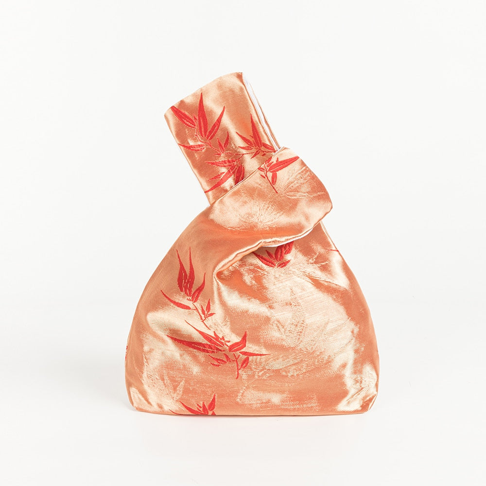 Silk Leaf Embroidery Japanese Knot Wrist Bags - 4 Colors