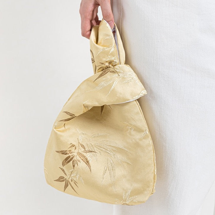 Silk Leaf Embroidery Japanese Knot Wrist Bags - 4 Colors