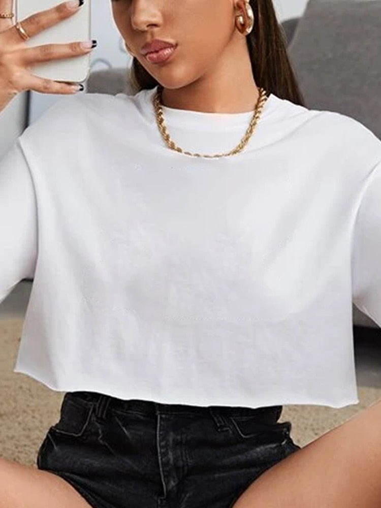 Simple Crop Top T-Shirts - Black or White
