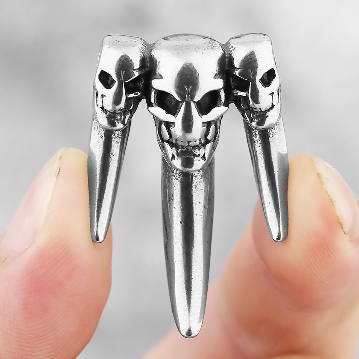 Skull Bear Claw Necklace