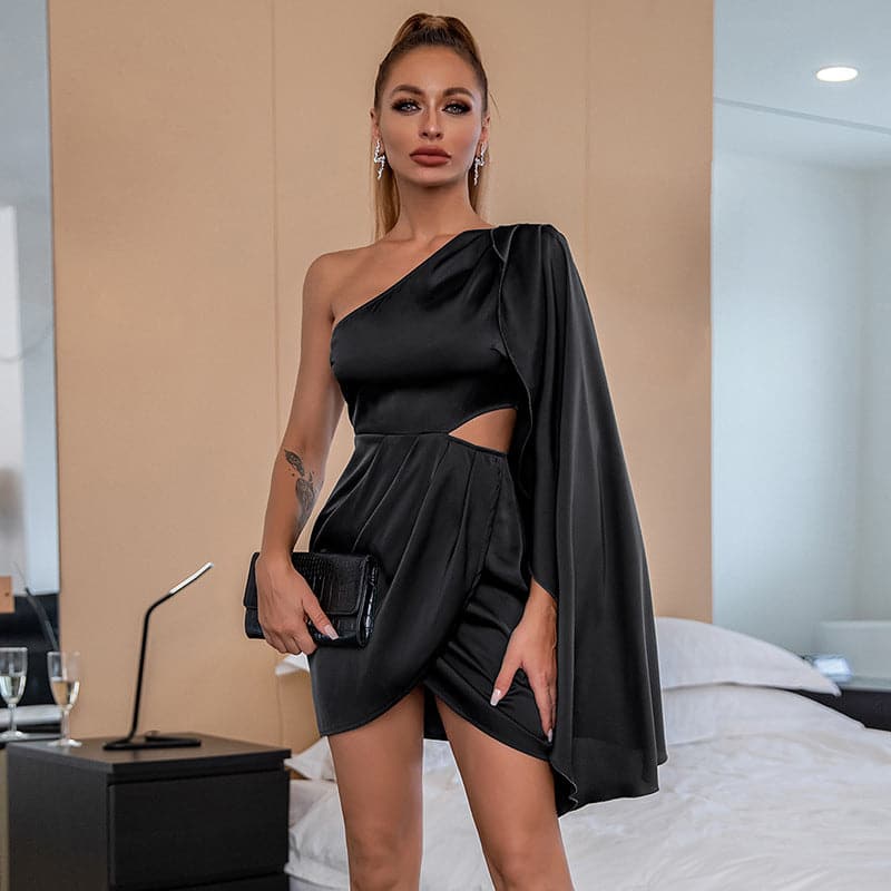 Solid Color Satin One-Shoulder Prom Dresses