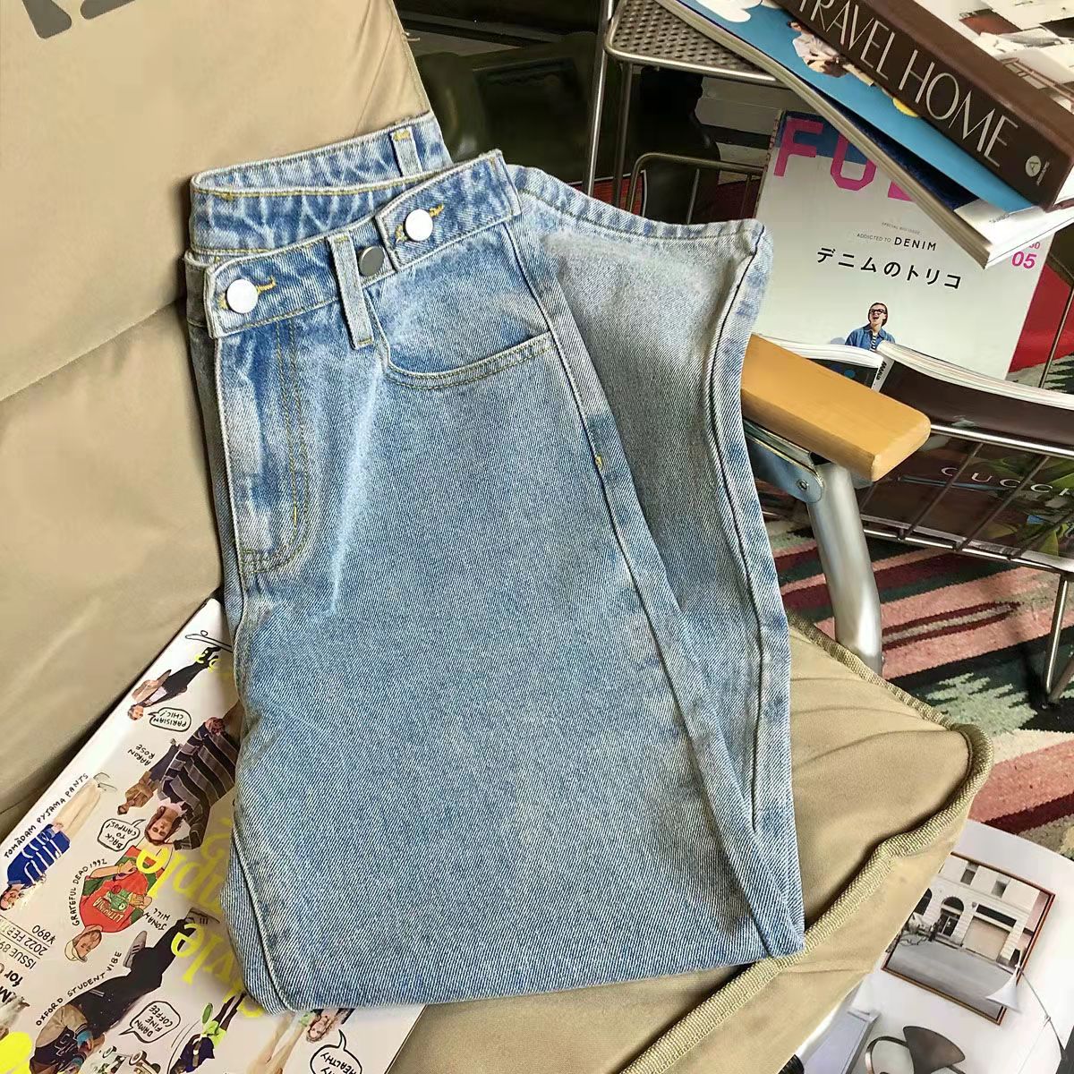 Tulips Print Back Pocketed Jeans