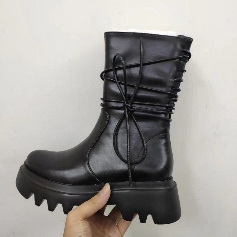 Tuva Back Lace-Up Military Boots