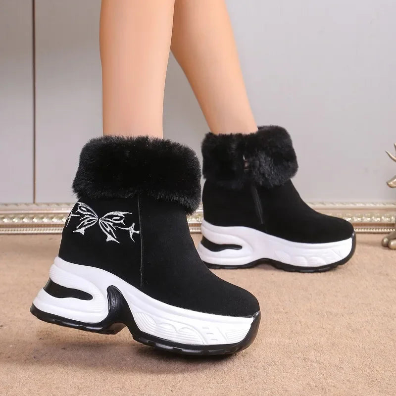 Winter Boots Thick Bottom Ankle Boots New Warm and Comfortable Snow Boots for Plush Fashionable Ladies Shoes
