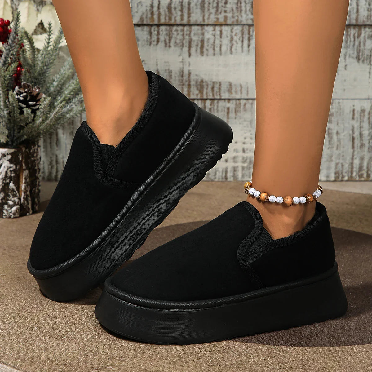 Snow Boots New Winter Vintage Boots Household Anti-skid Plush Comfortable Outdoors Thick Bottom Windbreak Warm Boots