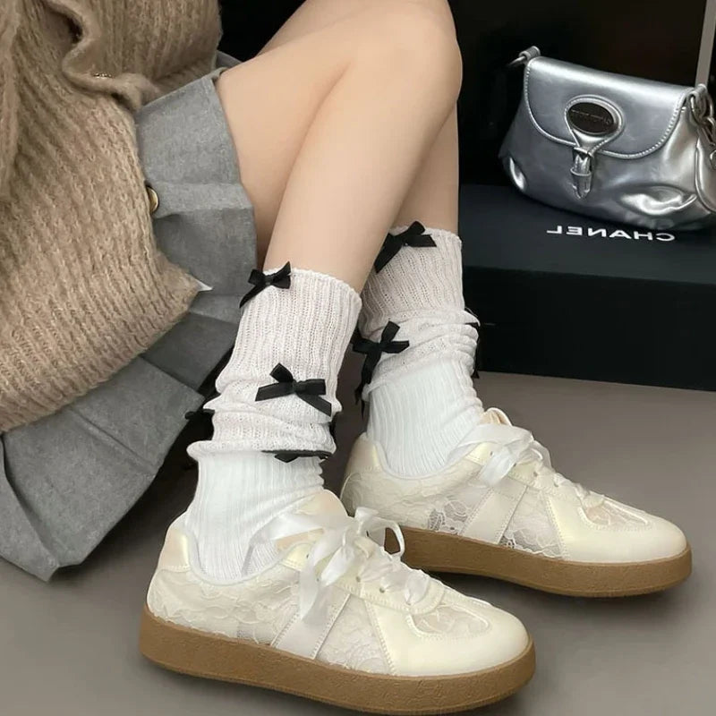 Soft Leather + Lace Mesh Walking Shoes Breathable Casual Sneaker New Lace Up Non-slip Flat Sports Jogging Running Trainers