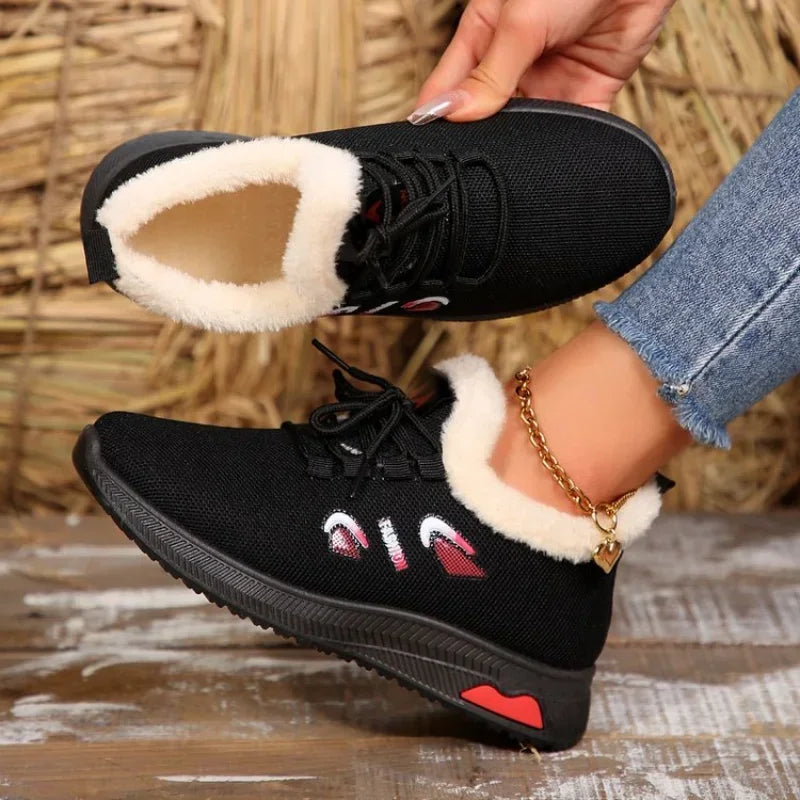 Winter Boots New Warm Thicken Snow Boots Lace Up Ankle Boots Non Slip Plush Fur Shoes Keep Warm Ankle Botas Plus Size