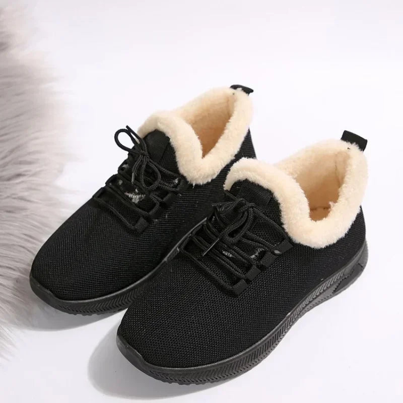 Winter Boots New Warm Thicken Snow Boots Lace Up Ankle Boots Non Slip Plush Fur Shoes Keep Warm Ankle Botas Plus Size