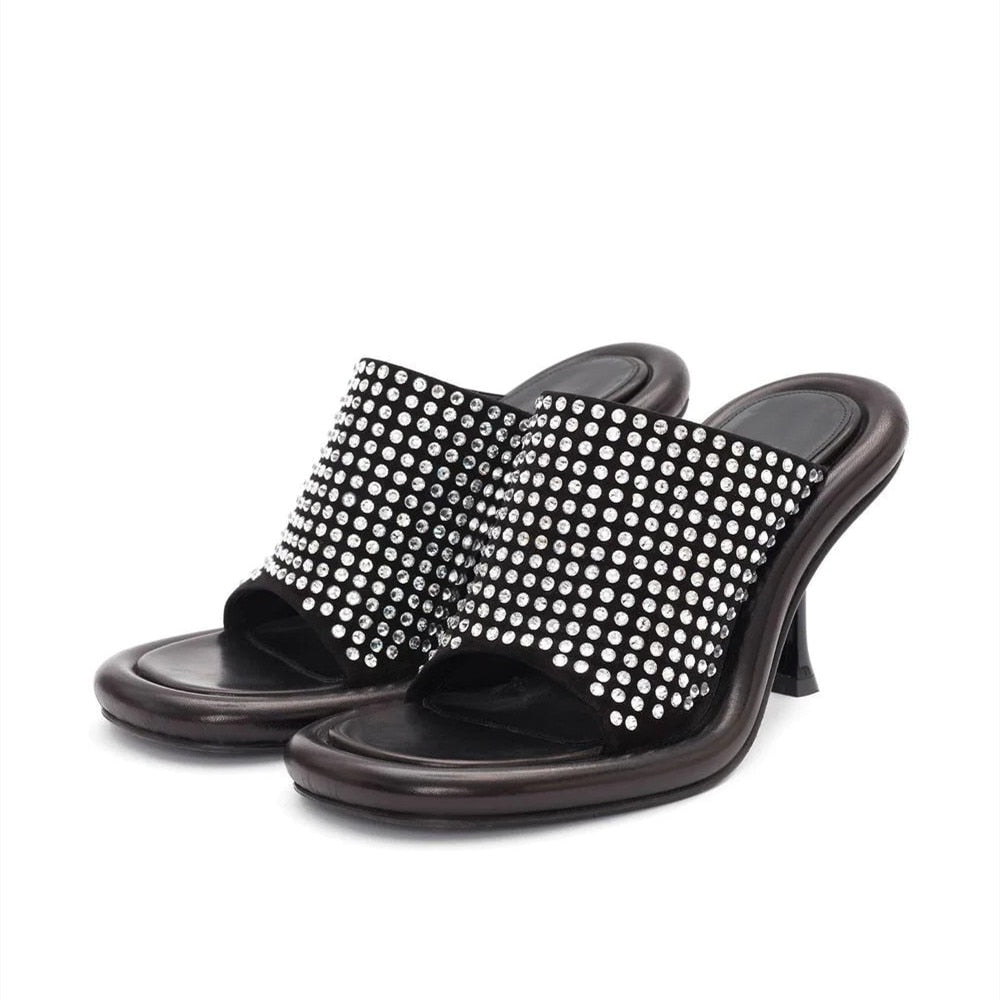 Yareli Color Contrast Pipe Edge Mule Sandals