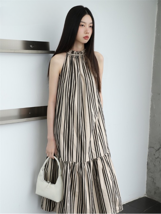 Yejin Vetical Stripe Halter Maxi Dress