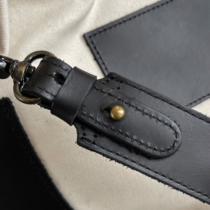 Yumi G Maxi Canvas Bag - 2 Colors