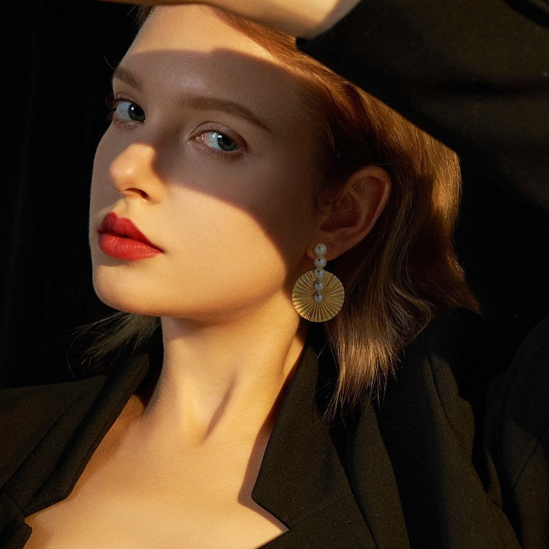 Zuria Vintage Gold Disk and Pearl Earrings