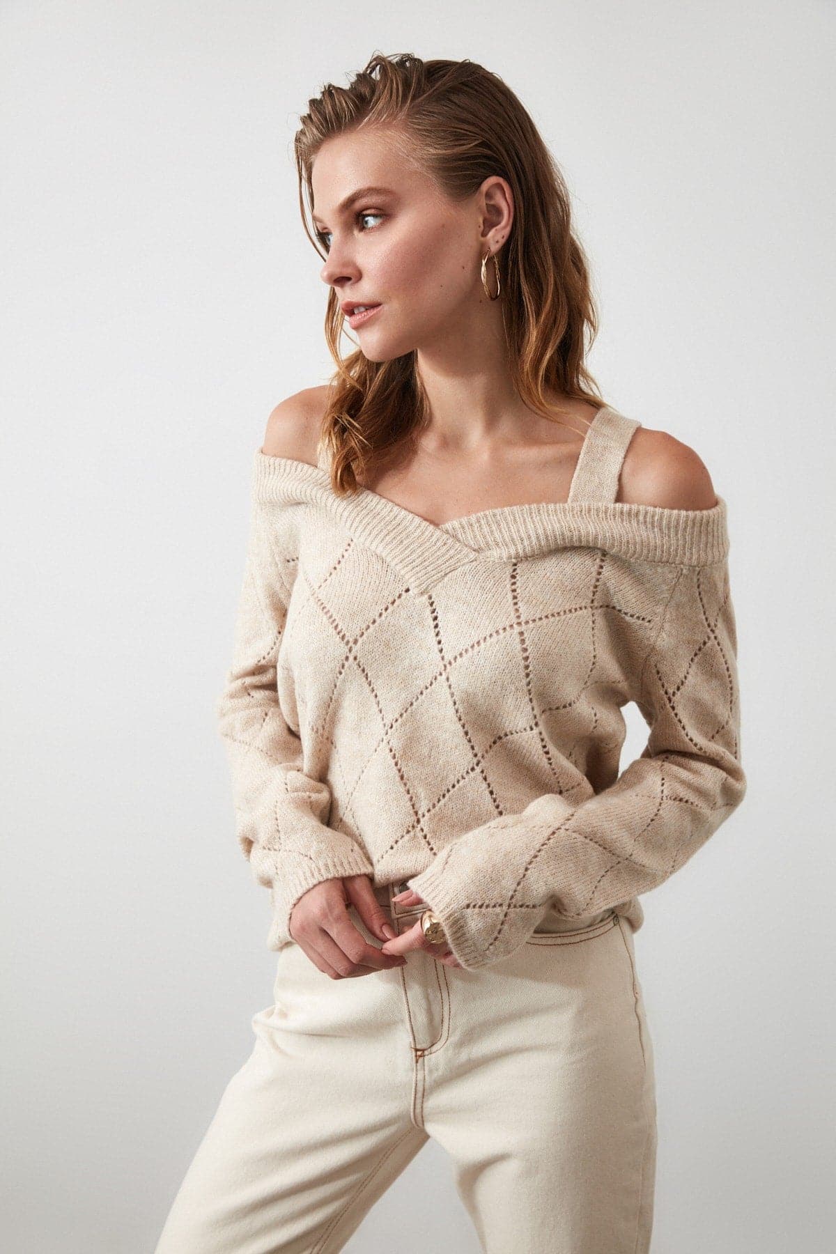 Women's New Fashion Sweaters Style for Winter