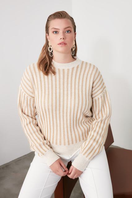 Women's New Fashion Sweaters Style for Winter