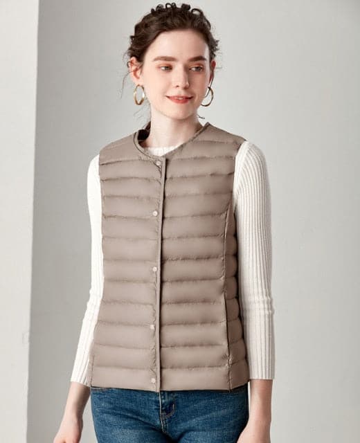 Winter Weightless Round Collar Sleeveless Duck Down Coat