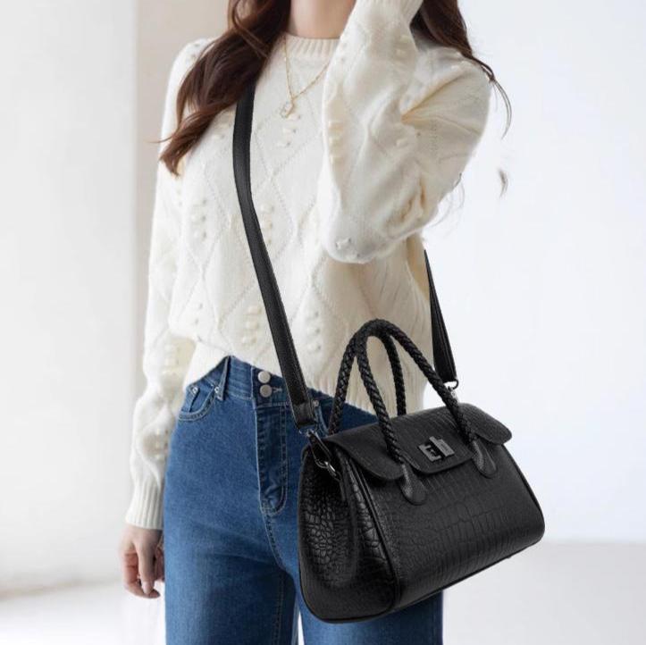 Riley Shoulder Bag